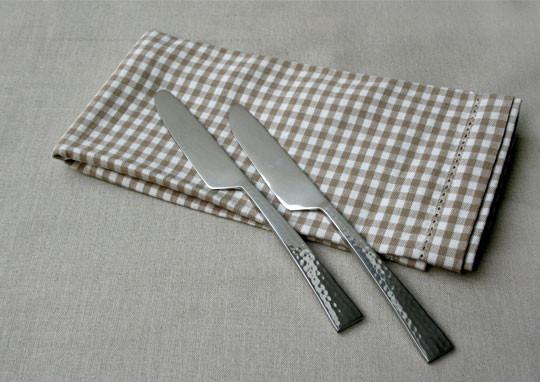 Beaten Steel Dinner Knife (Set of 2) - Studio Coppre