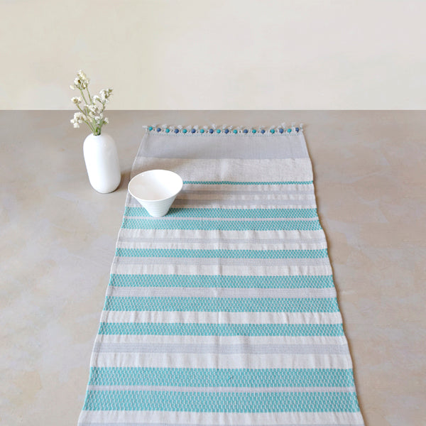 <span> Pakhi  </span> Table Runner - Studio Coppre